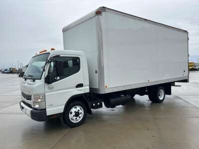 2000 Mitsubishi Fuso Box Truck
